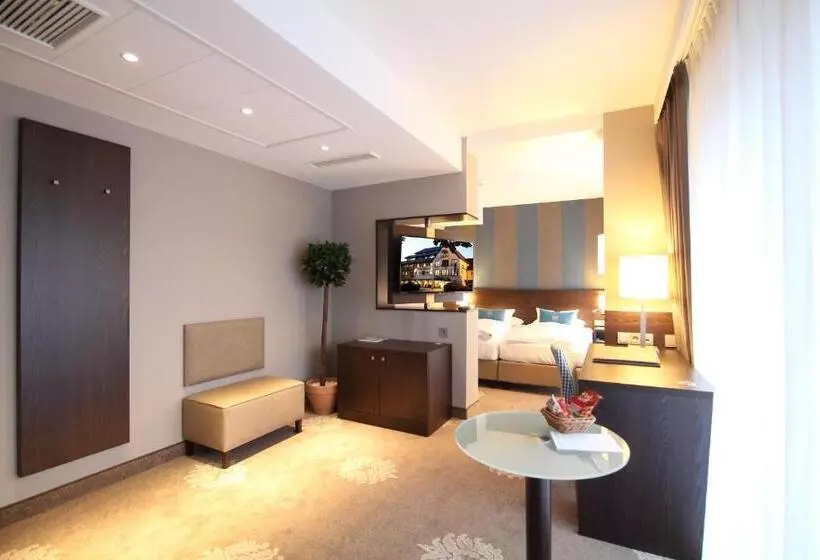 Fotos del hotel Parkhotel Wittekindshof:  24