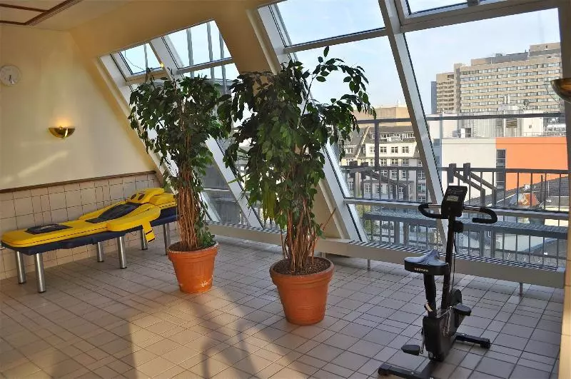 Fotos del hotel Savoy:  16