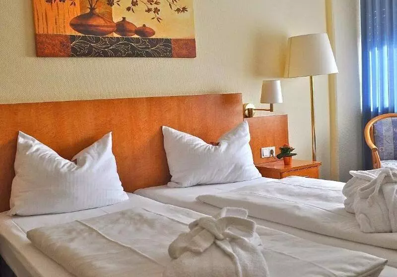 Fotos del hotel Savoy:  9