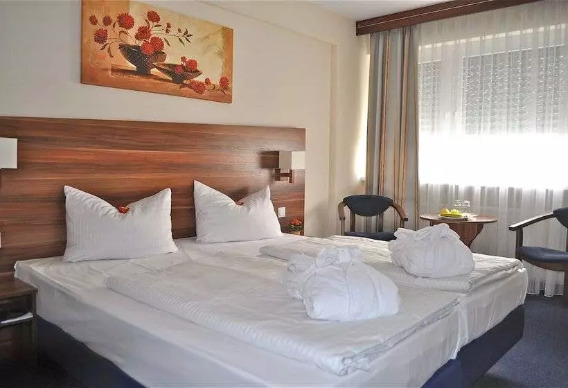 Fotos del hotel Savoy:  19