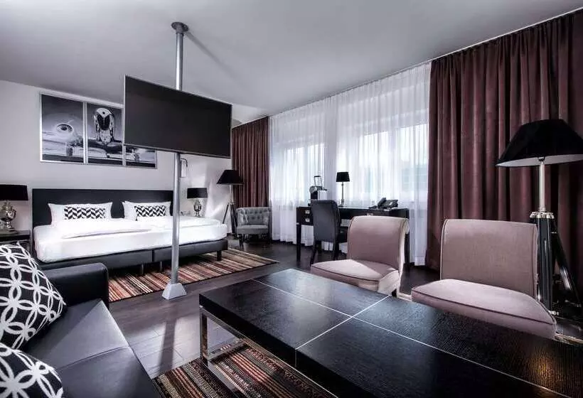 Fotos del hotel Wyndham Stuttgart Airport Messe:  8