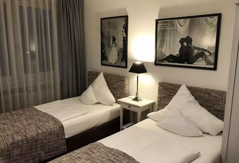 Fotos del hotel Nymphenburg City - München:  15