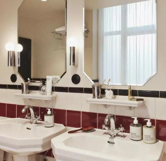 Fotos del hotel Kong Frederik:  12