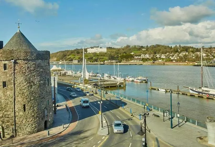 Fotos del hotel Tower Hotel & Leisure Centre:  5