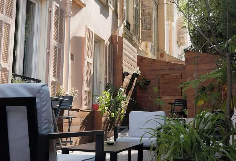 Fotos del hotel Busby:  7