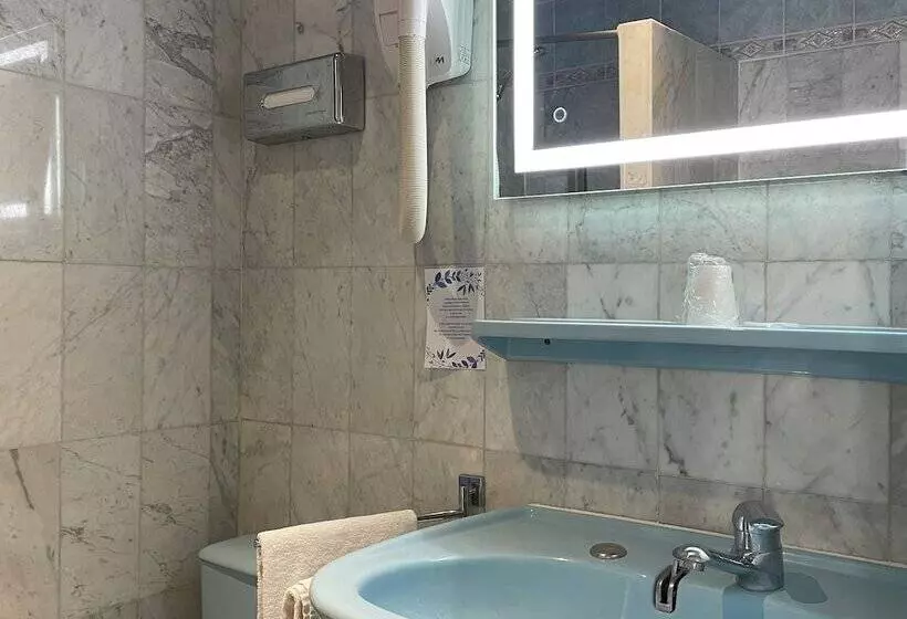 Fotos del hotel Busby:  15