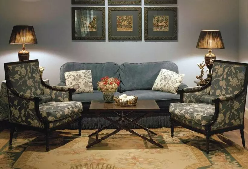 Le Royal Lyon – Mgallery