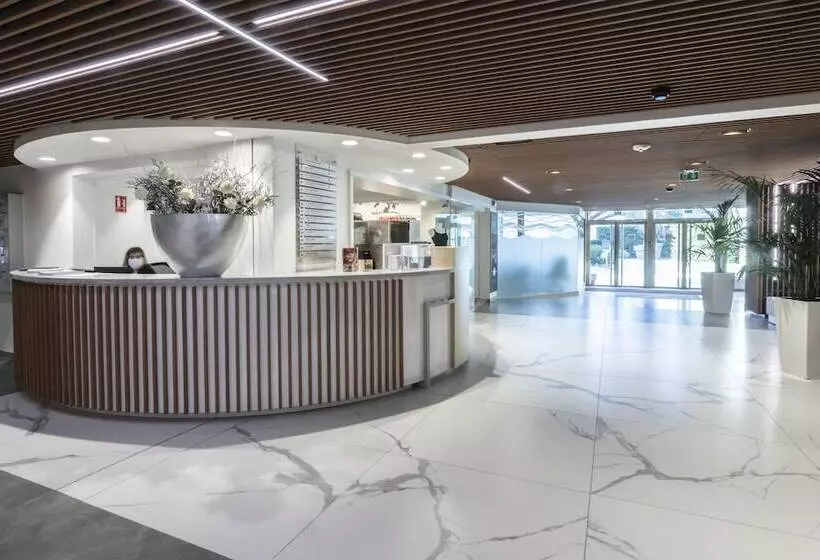 Fotos del hotel Hôtel Lyon Métropole:  5