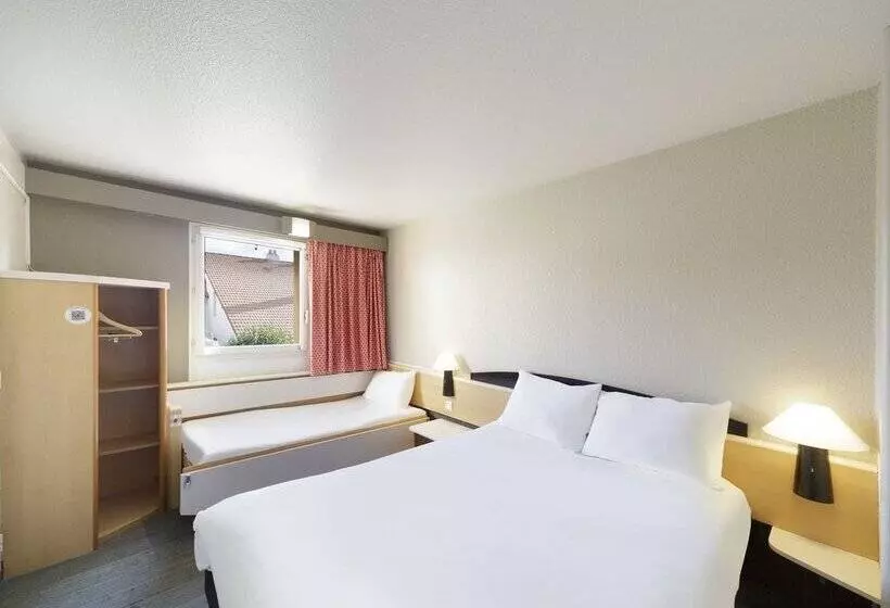 Fotos del hotel Ibis Lourdes Centre Gare:  15