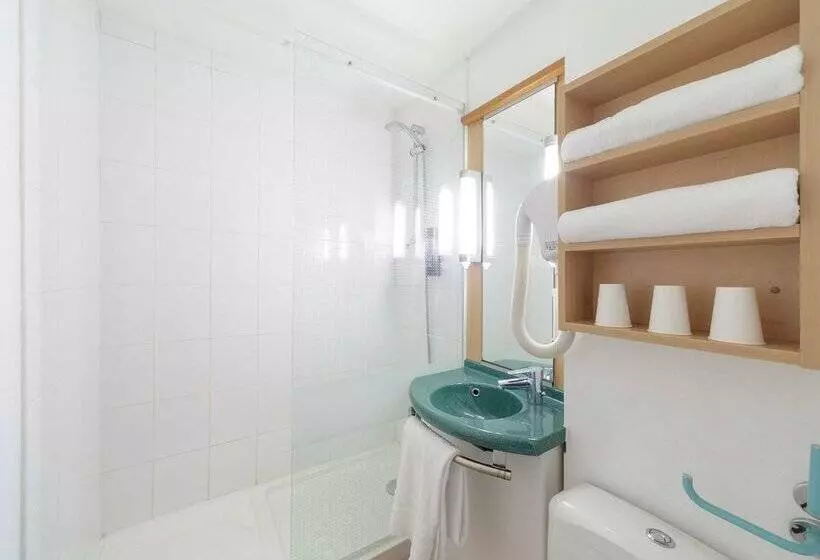 Fotos del hotel Ibis Lourdes Centre Gare:  28