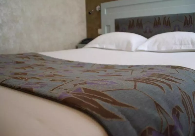 Fotos del hotel Eiffel Seine:  21