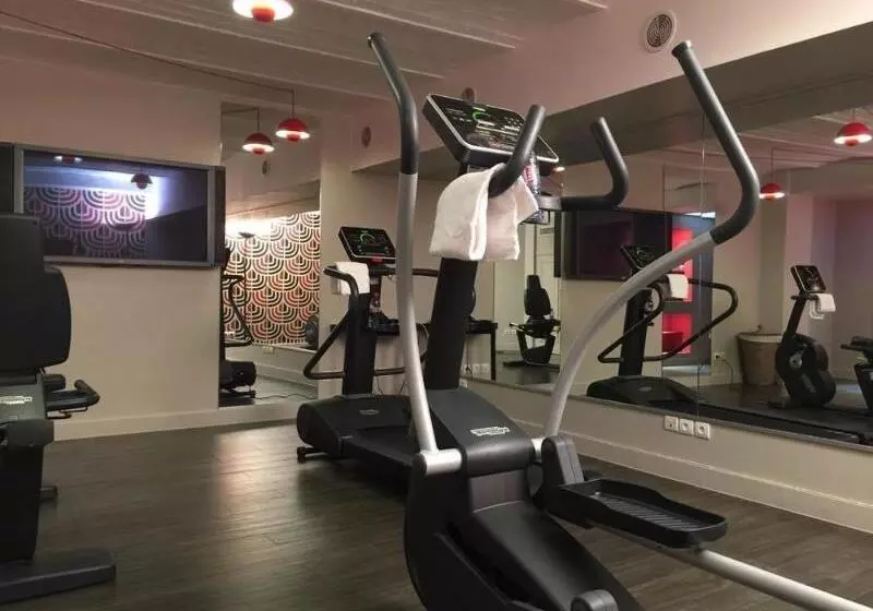 Fotos del hotel Eiffel Seine:  9