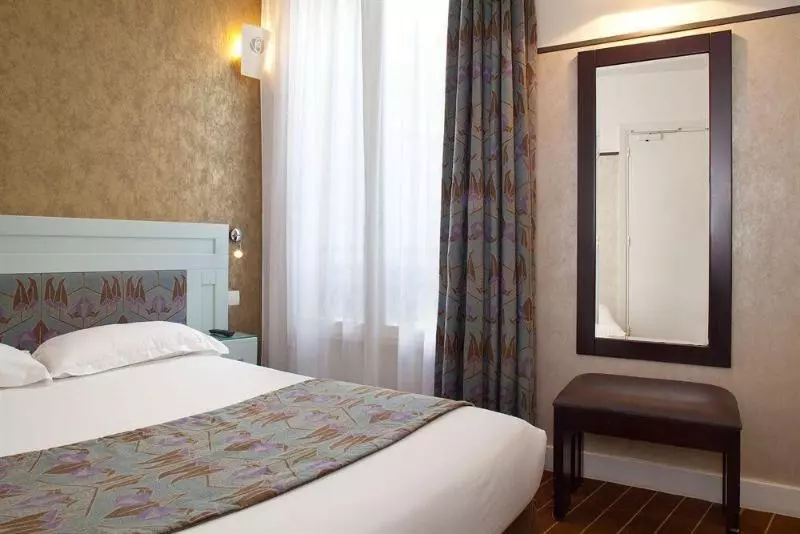 Fotos del hotel Eiffel Seine:  8