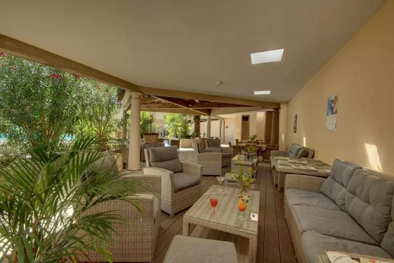 Fotos del hotel Najeti Hôtel La Magnaneraie:  5