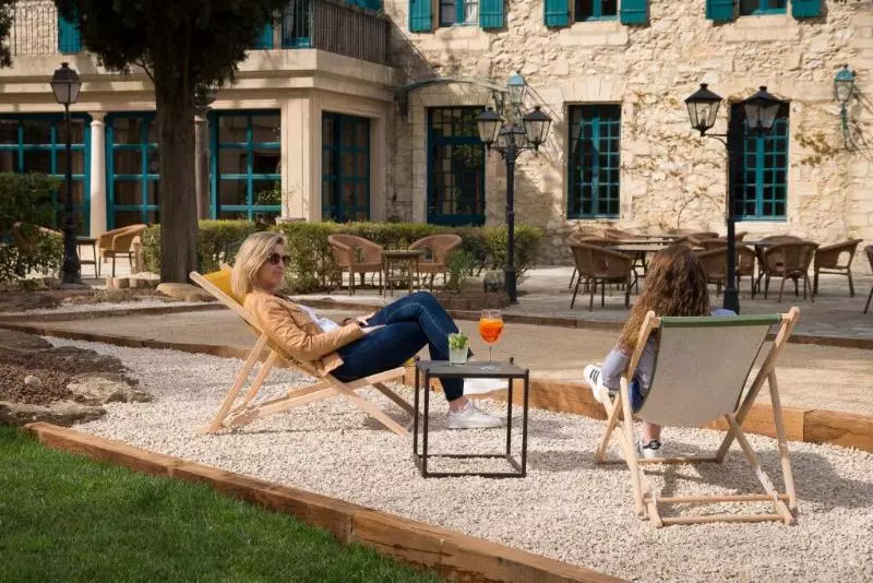 Fotos del hotel Najeti Hôtel La Magnaneraie:  9