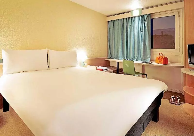 Fotos del hotel Ibis Grenoble Centre Bastille:  9