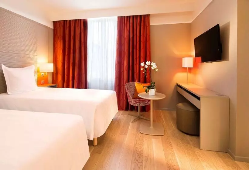 Fotos del hotel Oceania Le Jura Dijon:  2