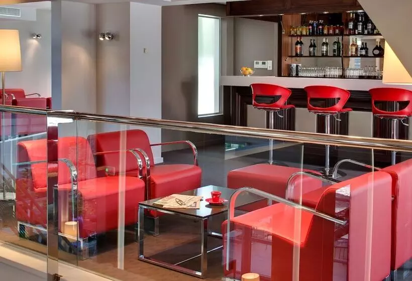 Fotos del hotel Hôtel Le Méditerranée:  18