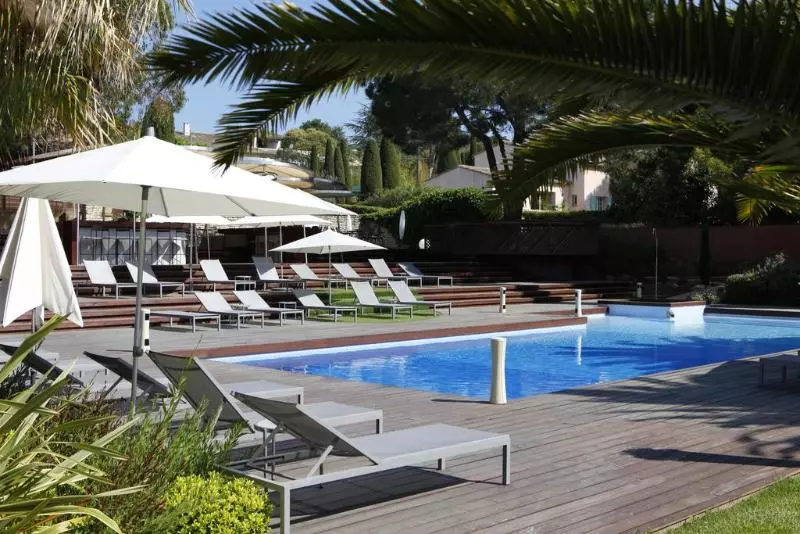 Fotos del hotel Lou Pinet:  13