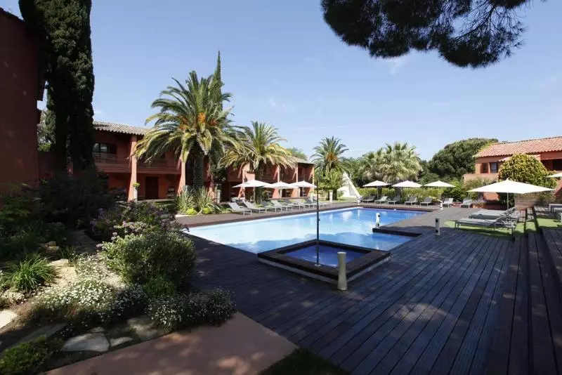 Fotos del hotel Lou Pinet:  3