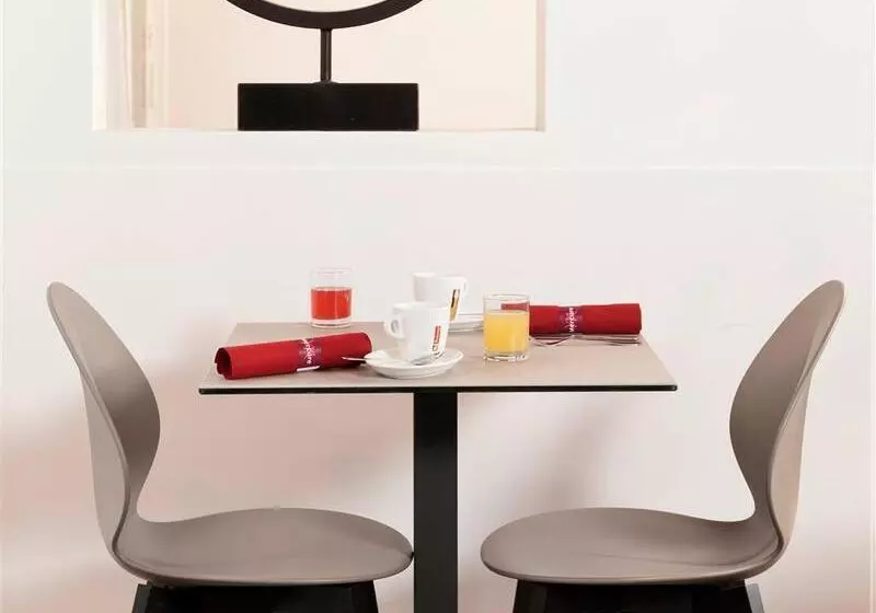 Fotos del hotel Mercure Paris Opéra Faubourg Montmartre:  14