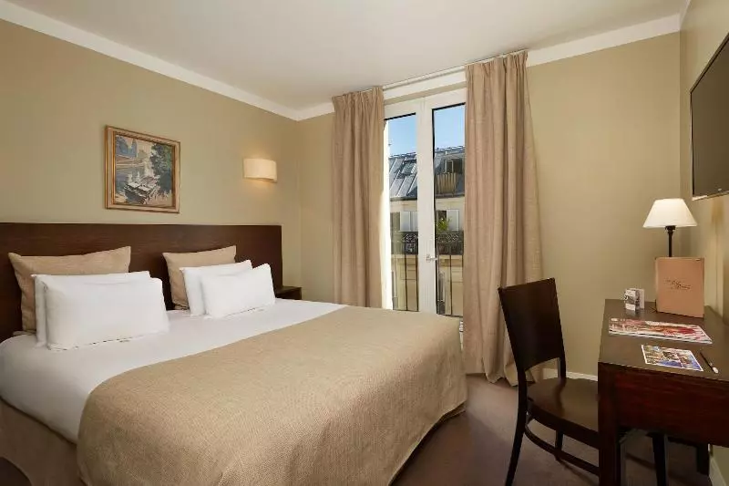 Fotos del hotel Hôtel De Sèvres:  2