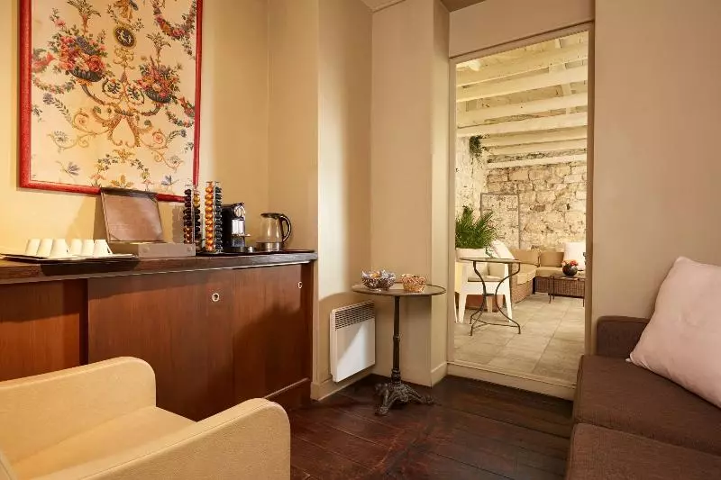 Fotos del hotel Hôtel De Sèvres:  12