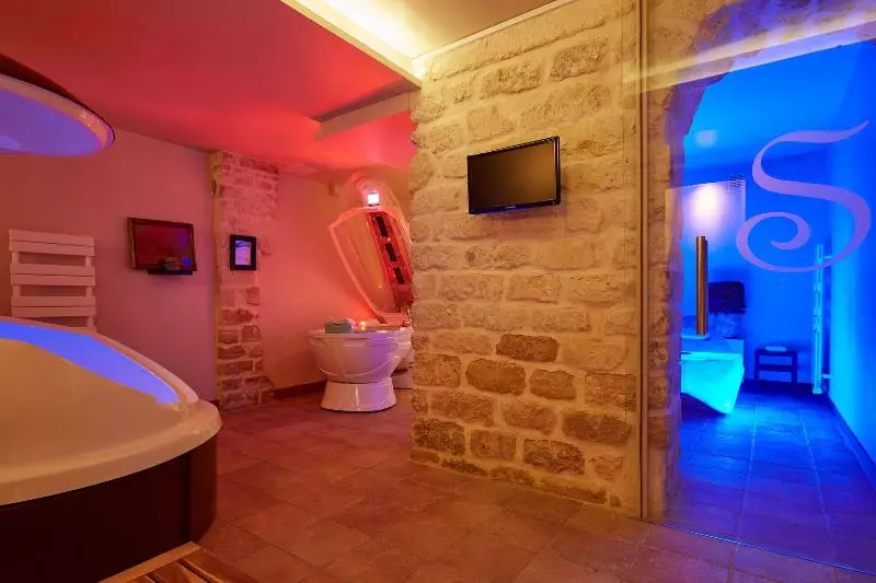 Fotos del hotel Hôtel De Sèvres:  3