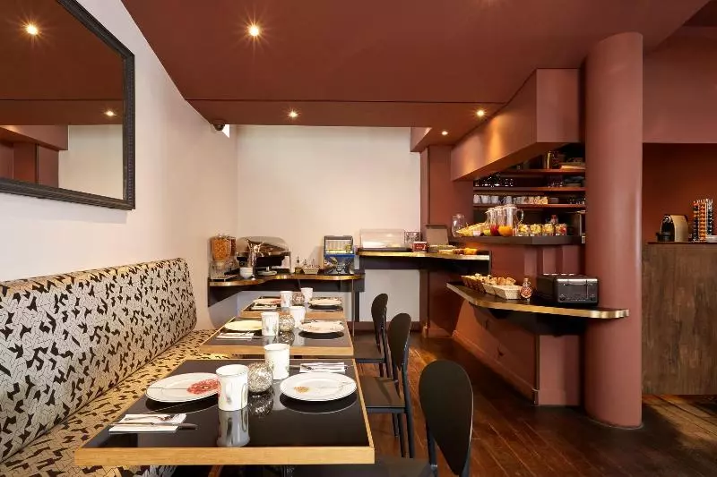 Fotos del hotel Hôtel De Sèvres:  15