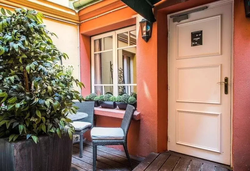 Fotos del hotel Hôtel Jardin Le Bréa:  18