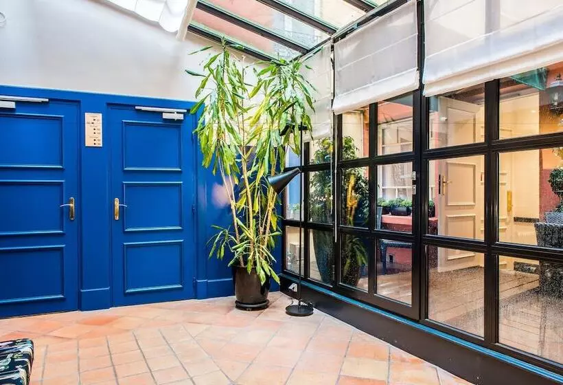 Fotos del hotel Hôtel Jardin Le Bréa:  3