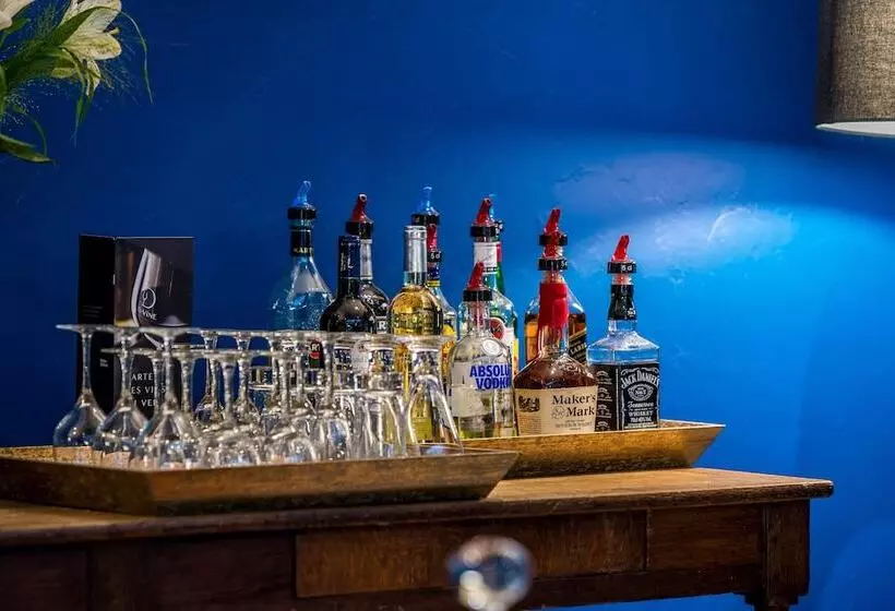 Fotos del hotel Hôtel Jardin Le Bréa:  14