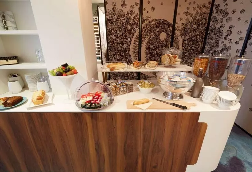 Fotos del hotel Hôtel Kyriad And Spa Reims Centre:  8