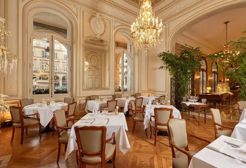 Fotos del hotel Hôtel Regina Louvre:  7