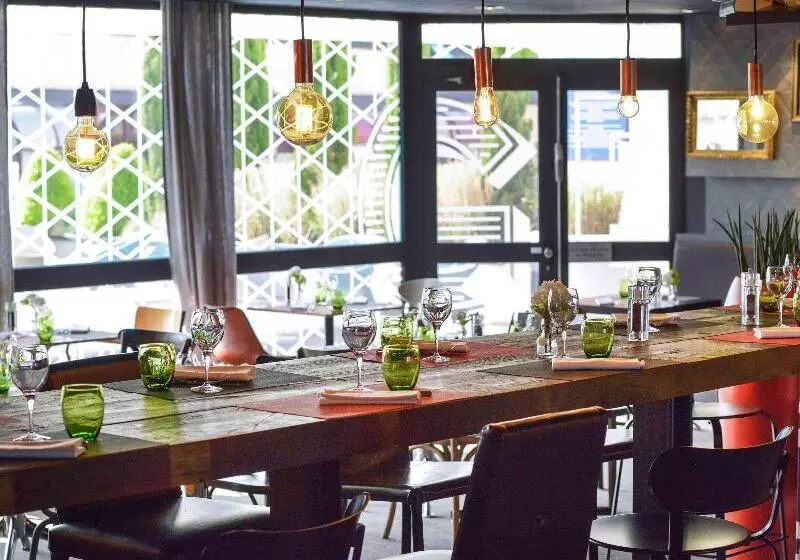 Fotos del hotel Novotel Metz Centre:  25