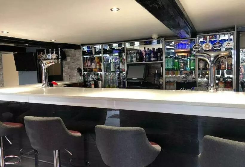 Fotos del hotel Old Black Horse Inn:  11