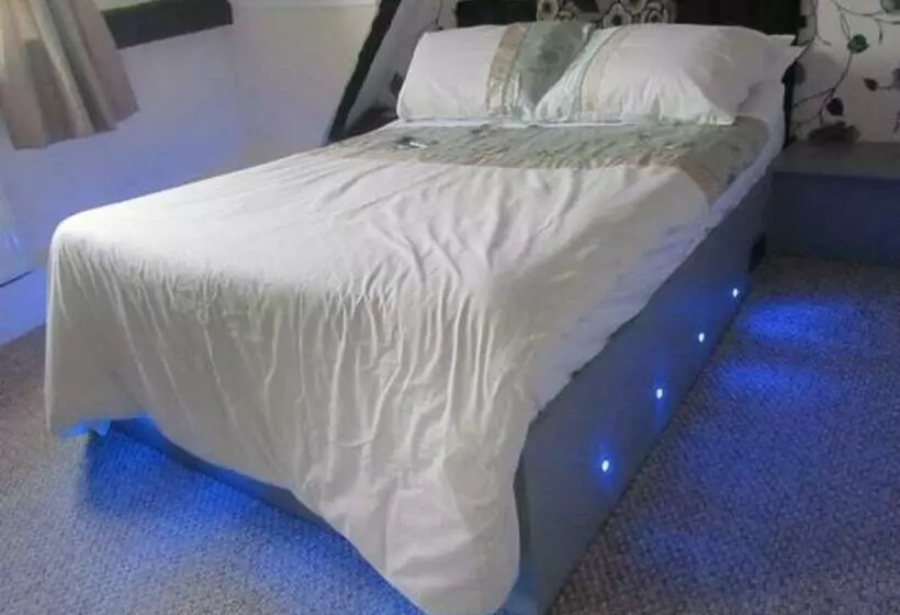 Fotos del hotel Old Black Horse Inn:  8