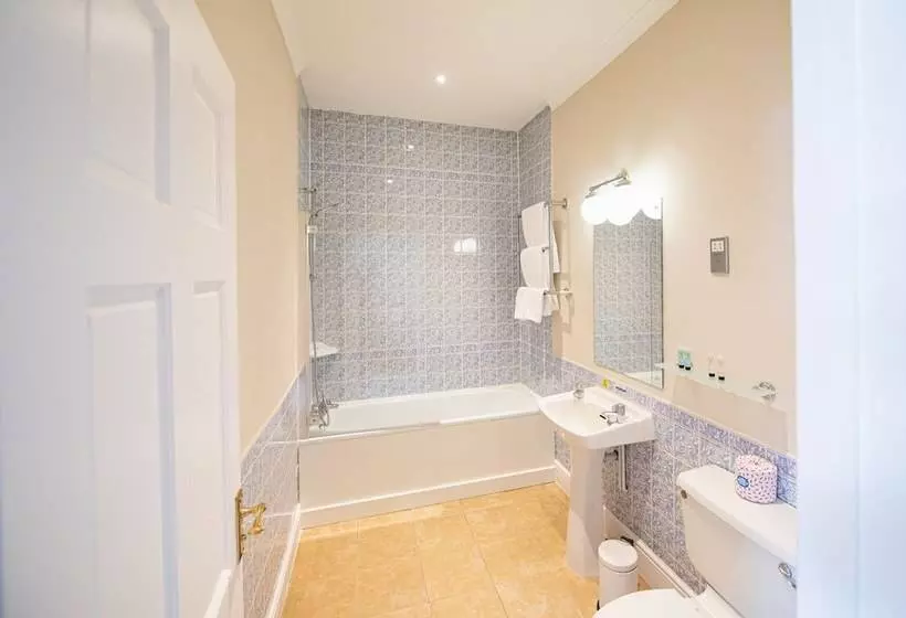 Fotos del hotel Miskin Manor Hotel And Health Club:  17