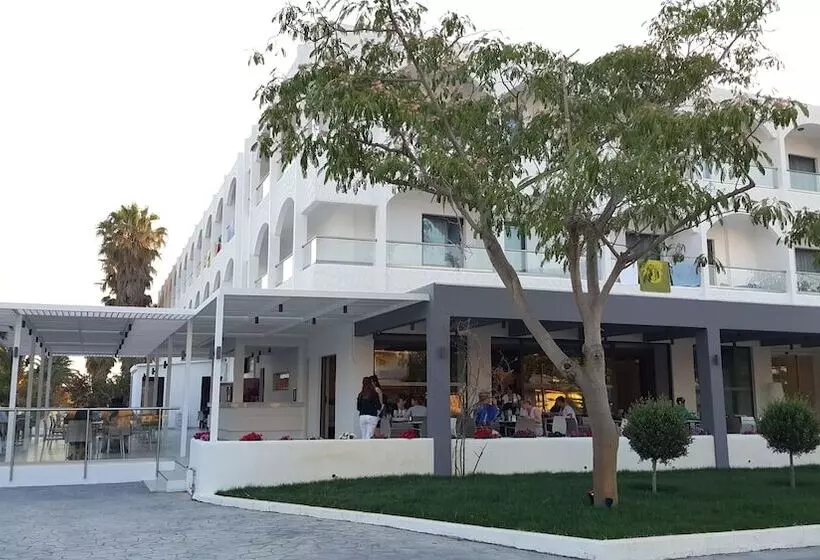 Fotos del hotel Cosmopolitan:  2