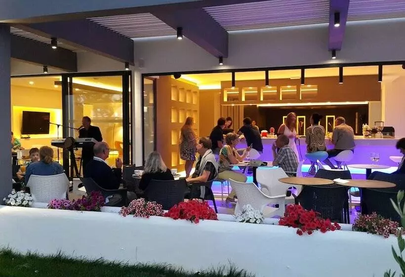 Fotos del hotel Cosmopolitan:  21