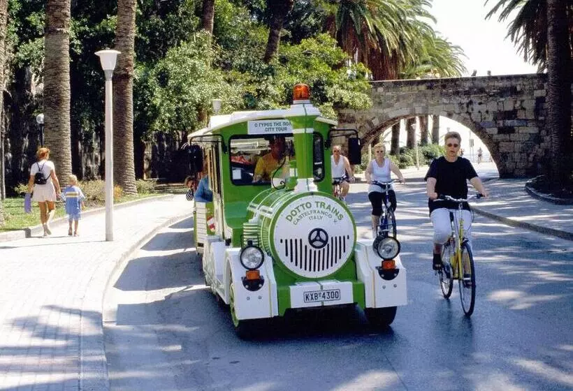 Fotos del hotel Cosmopolitan:  5