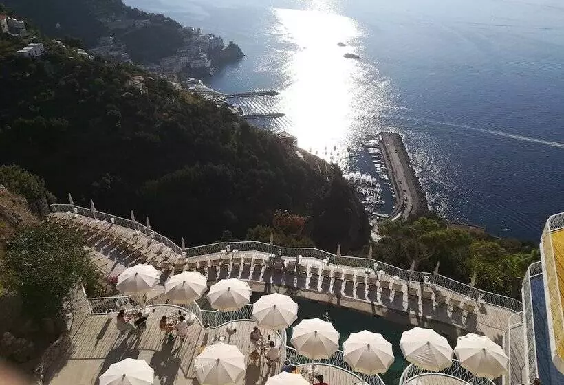 Fotos del hotel Grand Hotel Excelsior:  25