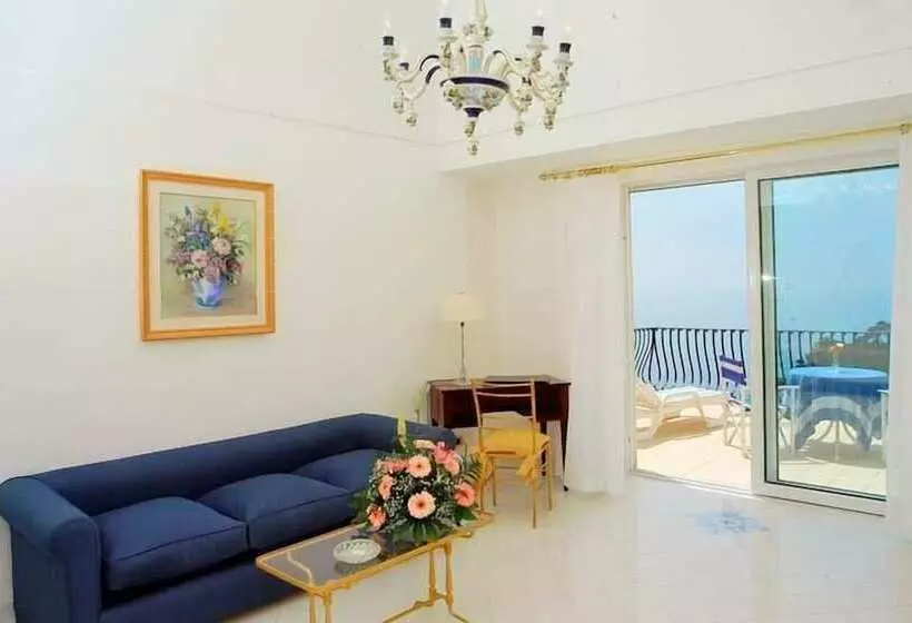 Fotos del hotel La Scalinatella:  17