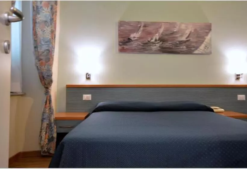 Fotos del hotel Genova:  12