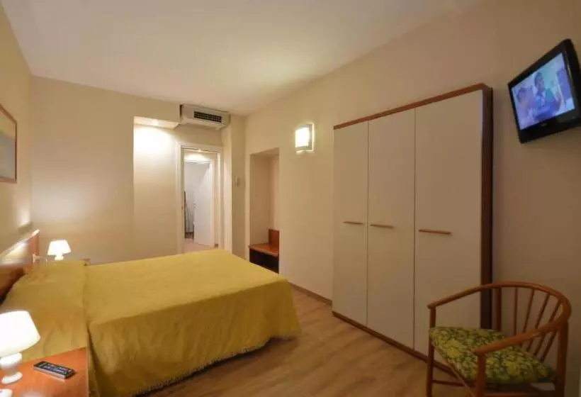 Fotos del hotel Genova:  18