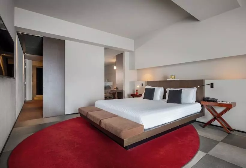 Ih S Milano Ambasciatori