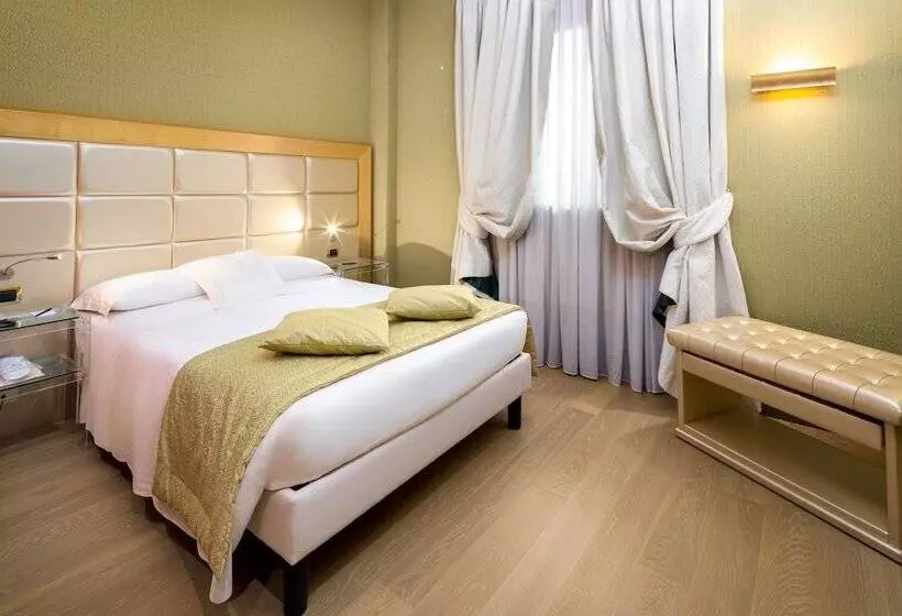 Fotos del hotel Antares Hotel Rubens:  22