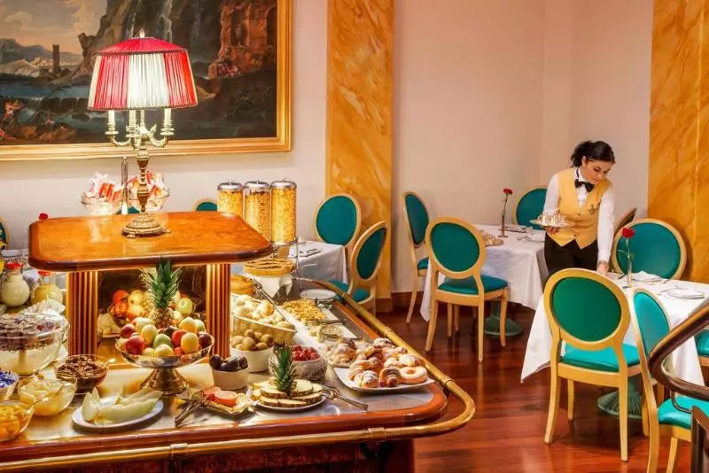 Fotos del hotel La Residenza:  25