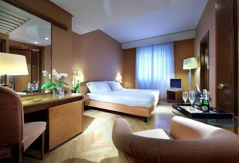 Fotos del hotel Exe Majestic:  7