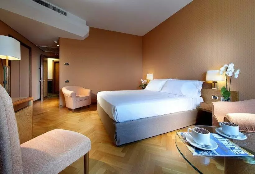 Fotos del hotel Exe Majestic:  18